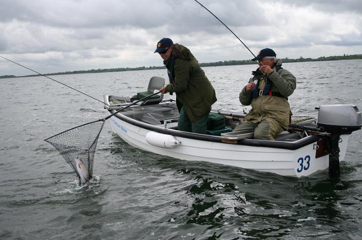 Boat Fishing at Grafham Water by Fishpics (29).jpg